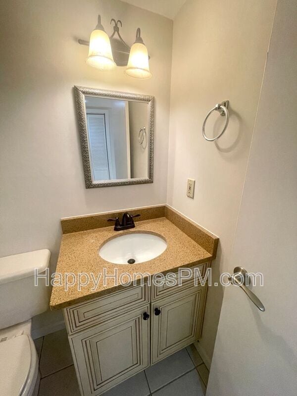 Building Photo - 1125 Monaco Dr