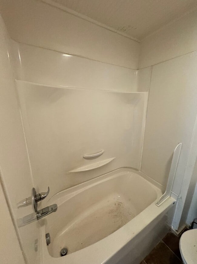 Building Photo - 2/1 House in Downtown Shelby, NC