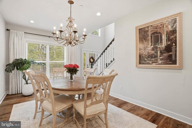 Building Photo - 722 Whitneys Landing Dr