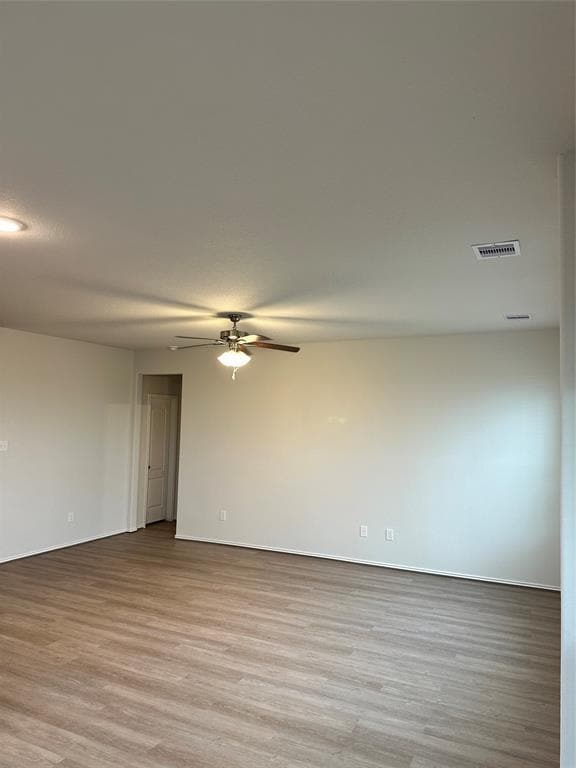 Building Photo - 652 Woodhaven Lks Dr