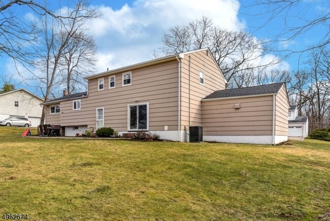 Building Photo - 6 Cullen Dr