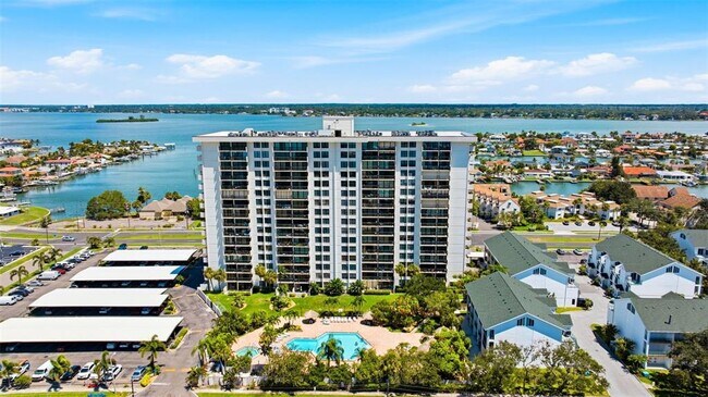 Building Photo - 400 Island Way