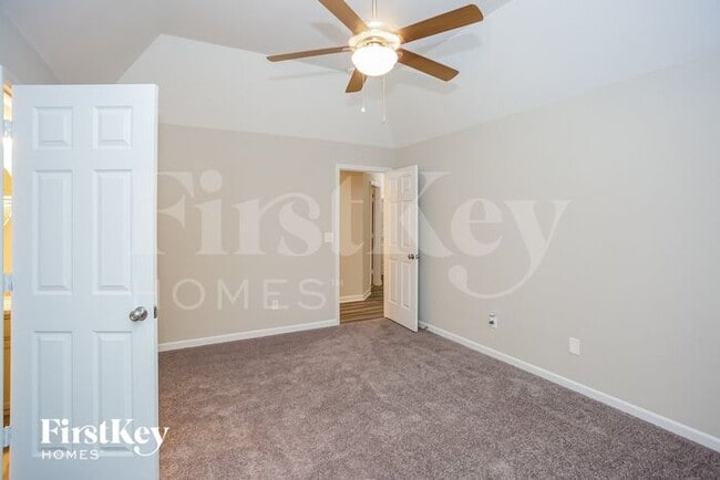 Building Photo - 10307 Atchinson Dr