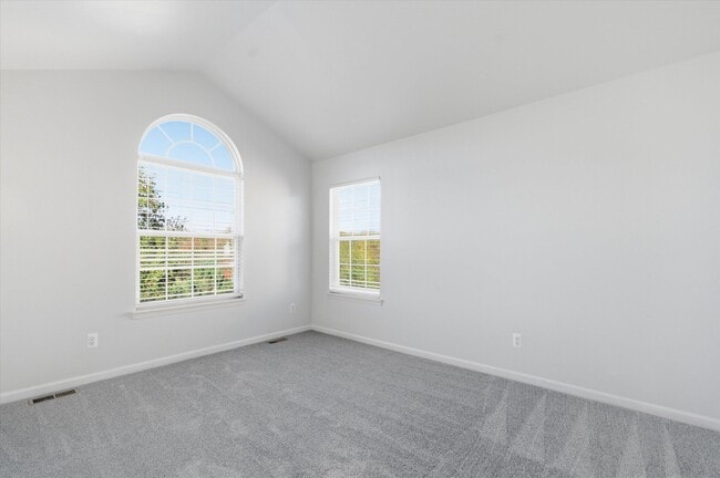 Building Photo - 6342 Trumpeter Ln