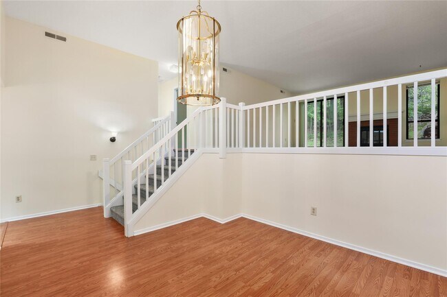 Building Photo - 388 Heritage Hills