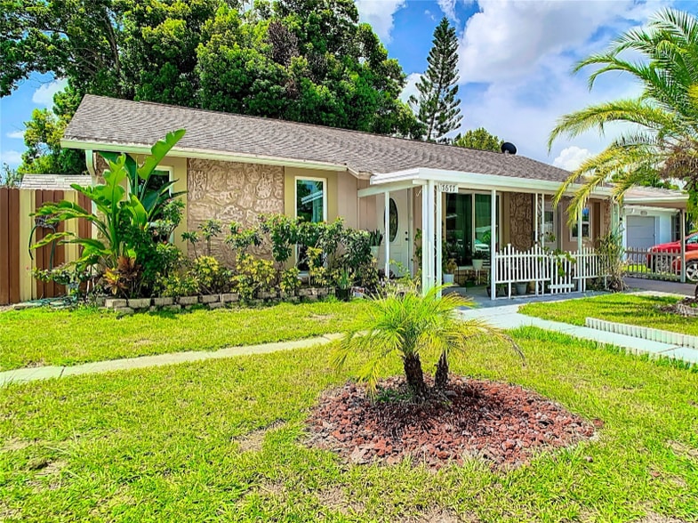 Building Photo - 7677 Montague Loop