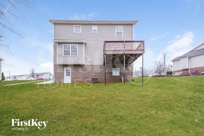 Building Photo - 914 Hedge Apple Dr