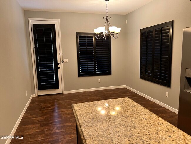 Building Photo - 3226 Hanoverian