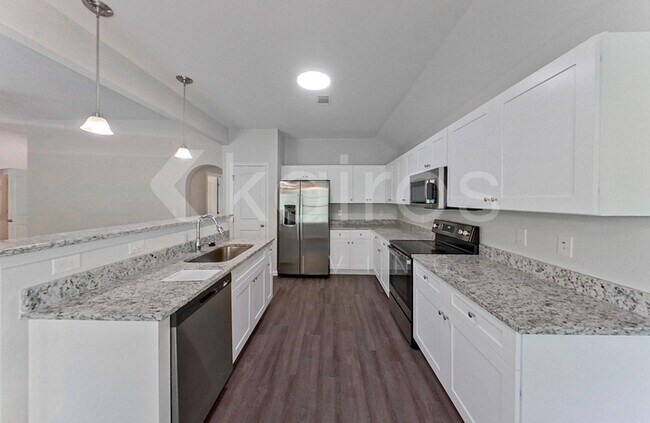 Building Photo - 751 Park Ln