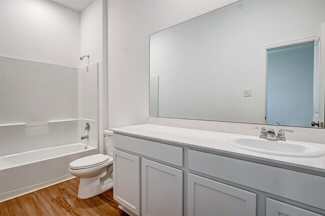 Building Photo - 1495 Twilight Grn Dr