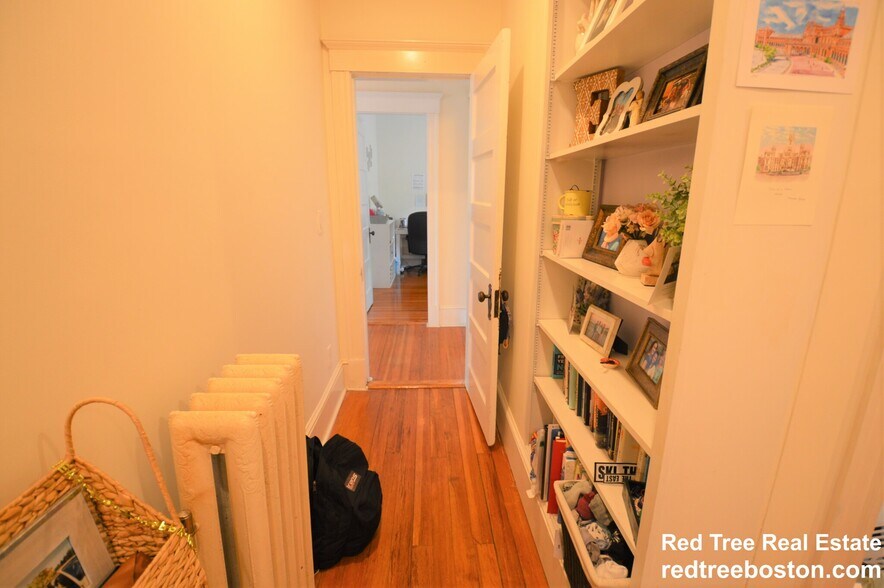 Apt 2 - 14 Breck Ave