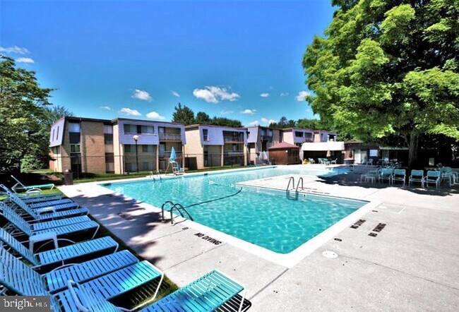 Building Photo - 3198 Old Post Dr