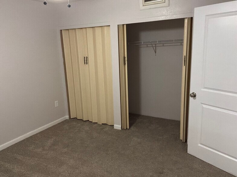 2nd Bedroom - 4600 Ocean Beach Blvd