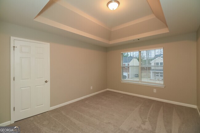 Building Photo - 6880 Estepona St