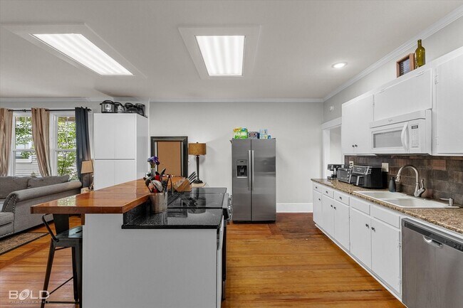 Building Photo - 440 Atkins Ave