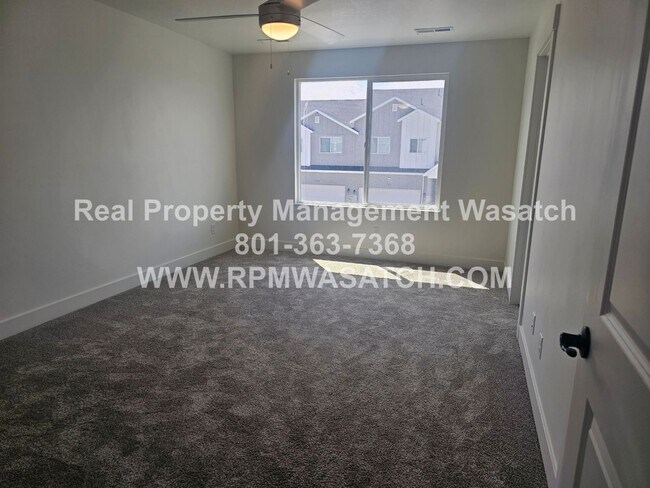 Building Photo - 738 N 160 E