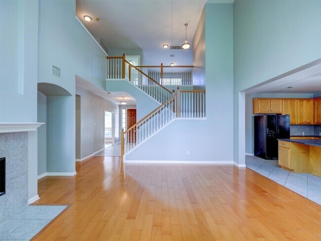 Building Photo - 1554 Homewood Cir