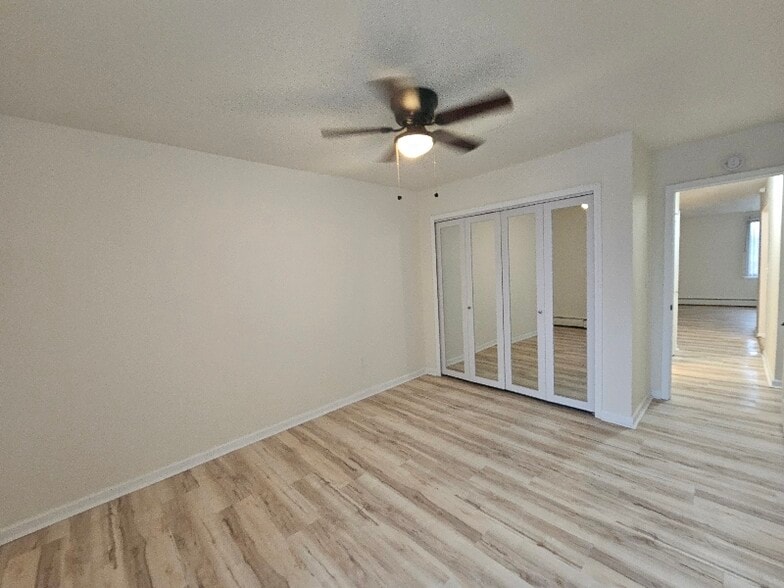 Building Photo - 1851 W 13 Mile Rd