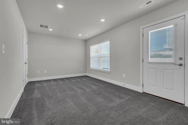 Building Photo - 5754 Frederick Douglas Pl