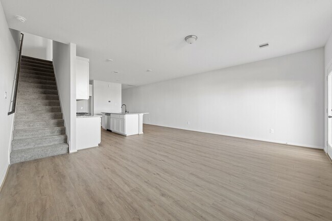 Building Photo - 27806 Western Crk Ct