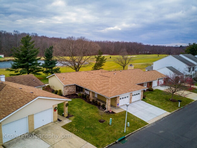 Building Photo - 434A Andover Dr