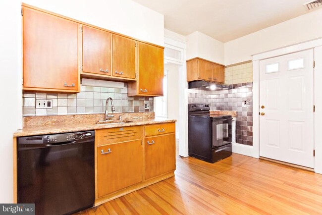 Building Photo - 4344 Old Dominion Dr