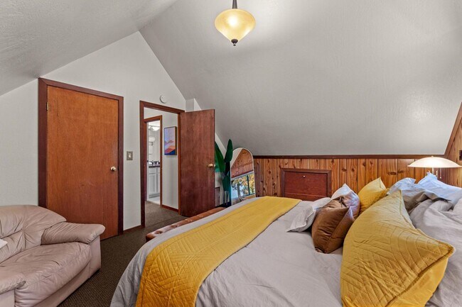 Building Photo - SKI LEASE: Hot Tub, Pet Friendly, Wood Stove