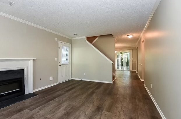 Building Photo - 1649 Roman Point Dr