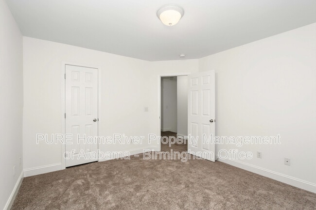 Building Photo - 456 Highland Cove Dr