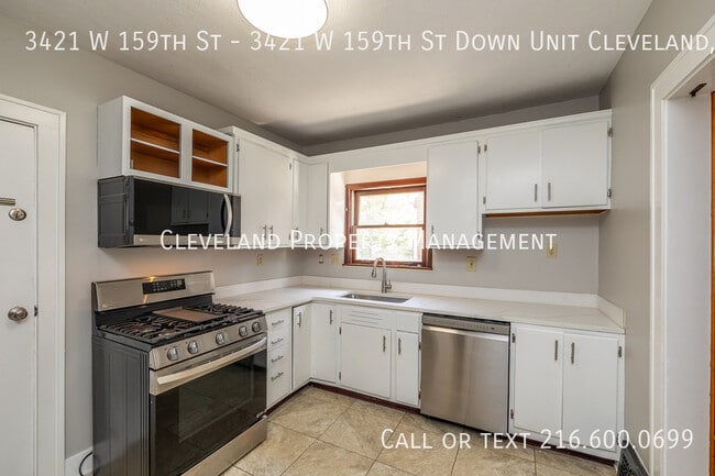 Building Photo - 3421 W 159th St