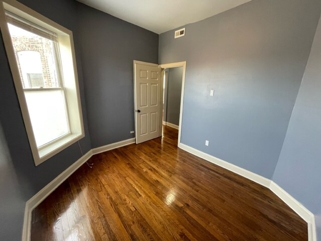 Building Photo - 6611 S Woodlawn Ave