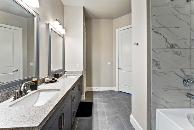 Building Photo - 25120 Panther Bend Ct