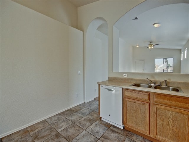 Building Photo - 2525 W Nancy Ln