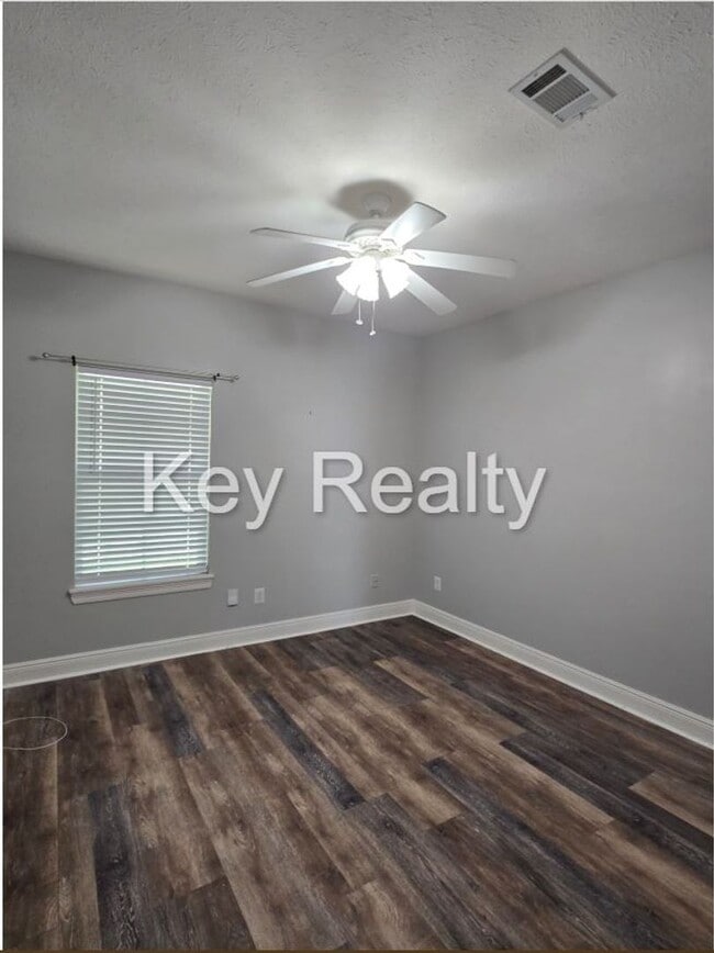 Building Photo - 6140 Rachelle Dr