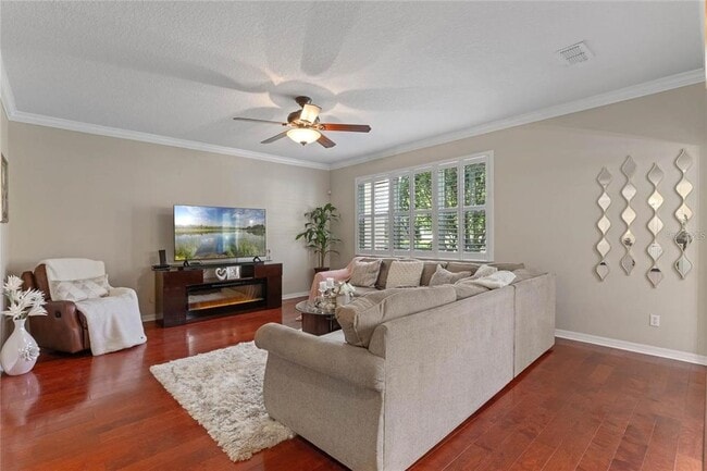 Building Photo - 708 Legacy Park Dr