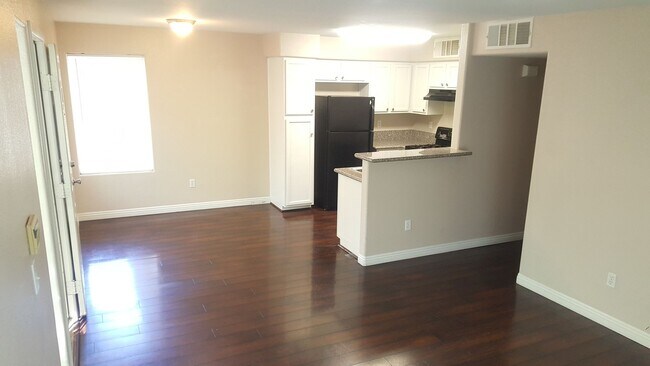 Building Photo - COMING SOON!!  Key Largo @ Canyon Willow