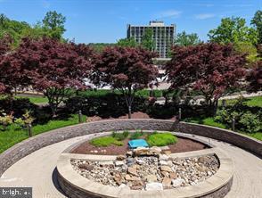 Building Photo - 5225 Pooks Hill Rd