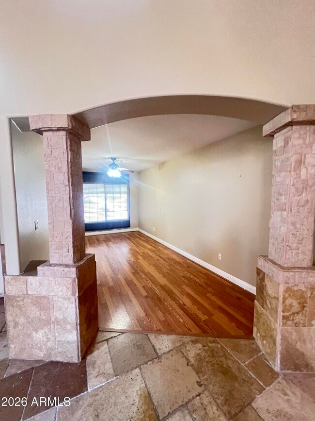 Building Photo - 15854 W Boca Raton Rd