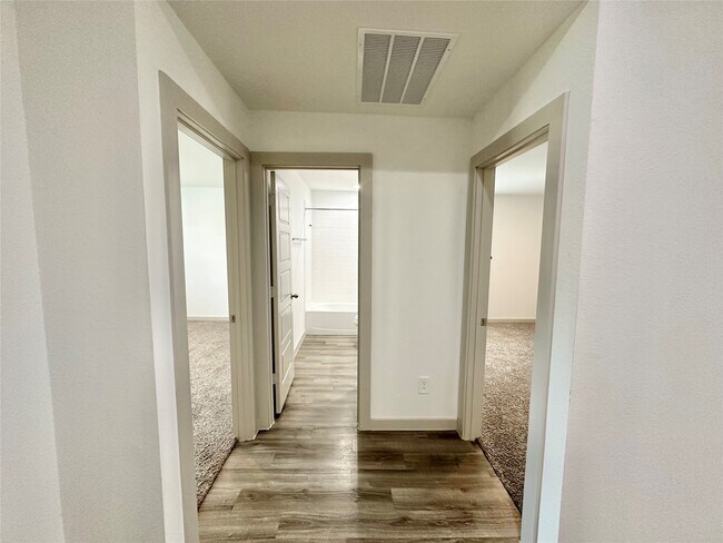 Building Photo - 1107 Curly Angora Ct