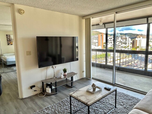 Building Photo - Kinau Lanais Furn. 1 Bdrm., 1 bathroom with 1 cov'd/sec'd  parking