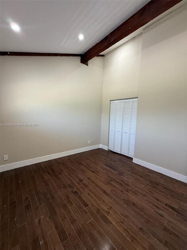 Building Photo - 2701 SW 58th Manor