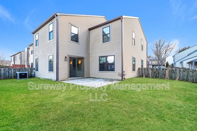 Building Photo - 5 Isla Ct