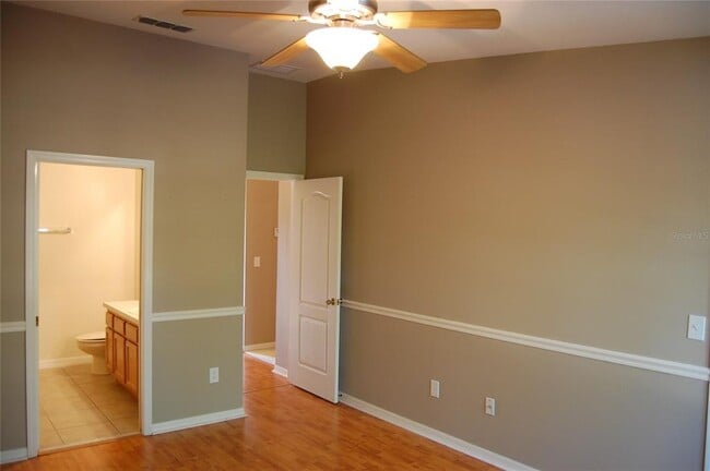 Building Photo - 423 Wilton Cir