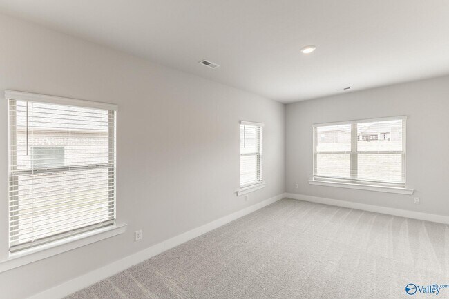 Building Photo - 217 John Clift Cir