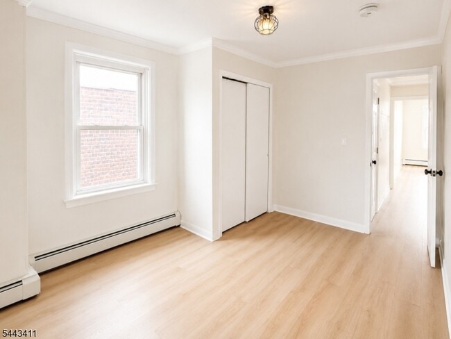 Building Photo - 115 Columbus Pl