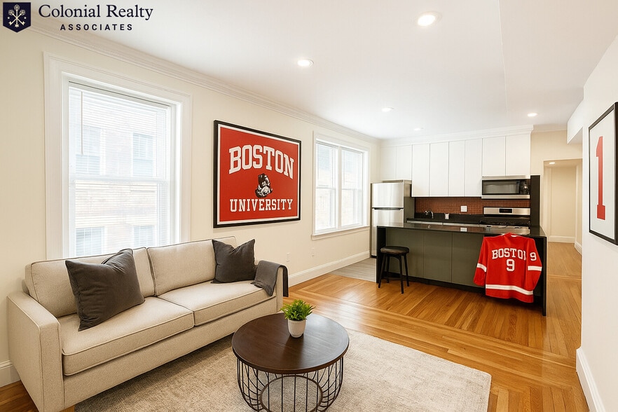 Building Photo - 73 Thatcher St