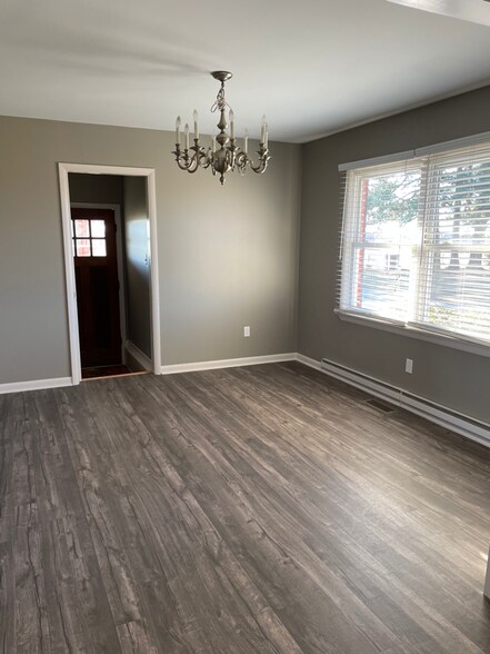 Building Photo - 28470 Lambs Meadow Rd