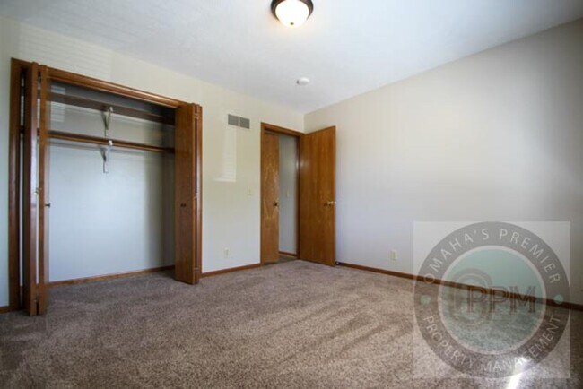 Building Photo - 6323 N 108th Ave Cir