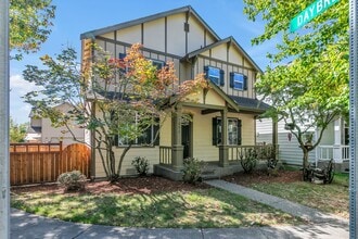 Building Photo - Cozy Corner Lot in Radiance