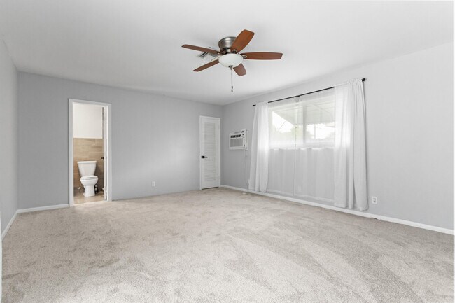 Building Photo - 5281 SW 4th Ct